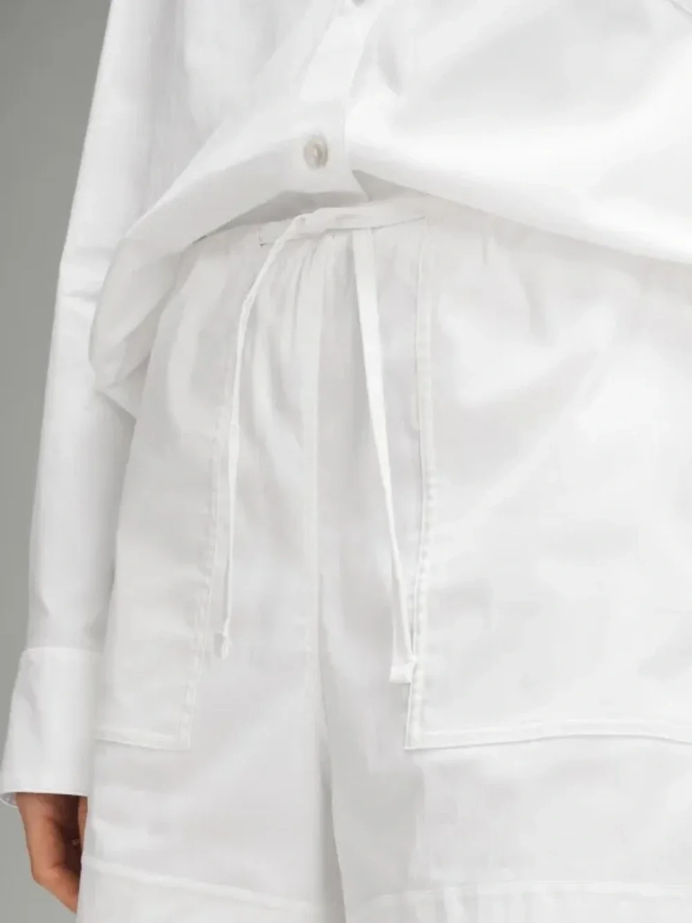 lululemon athletica Cotton-Blend Poplin High-Rise Short